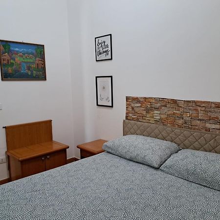 Apartment Roma Tor Vergata Con Giardino Ngoại thất bức ảnh