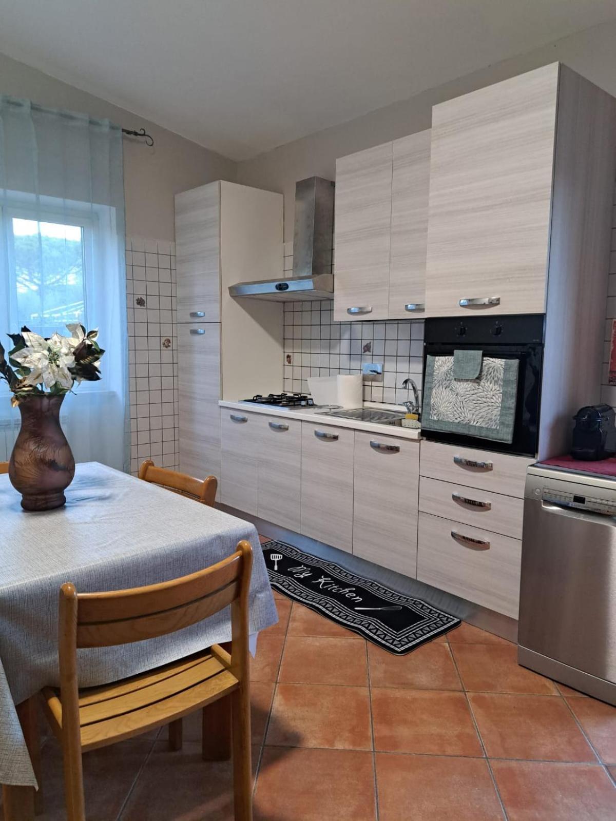 Apartment Roma Tor Vergata Con Giardino Ngoại thất bức ảnh